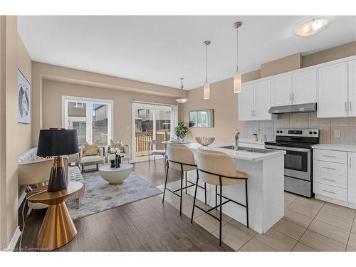 226 Louise St Street, Welland, ON - Indoor Photo Showing Kitchen