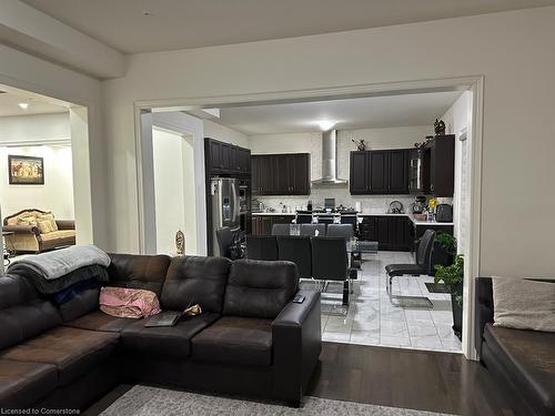 73 Squire Ellis Drive Drive, Brampton, ON - Indoor Photo Showing Living Room