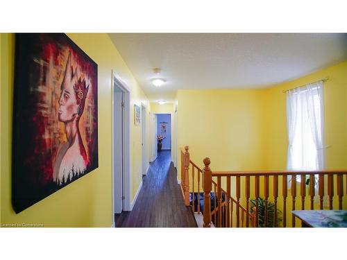 136 Hay Crescent, Cambridge, ON - Indoor Photo Showing Other Room