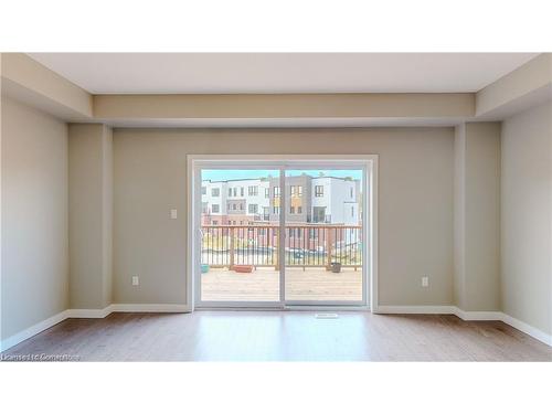 929 Robert Ferrie Drive, Kitchener, ON - Indoor Photo Showing Other Room