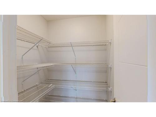 929 Robert Ferrie Drive, Kitchener, ON - Indoor With Storage