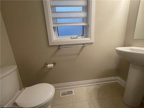 238 Sedgewood Street, Kitchener, ON - Indoor Photo Showing Bathroom