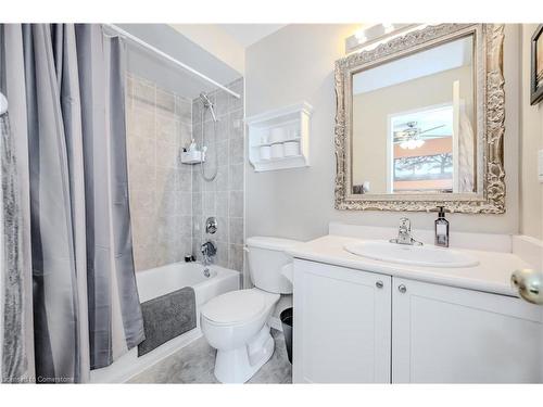 47 Glenashton Drive, Oakville, ON - Indoor Photo Showing Bathroom