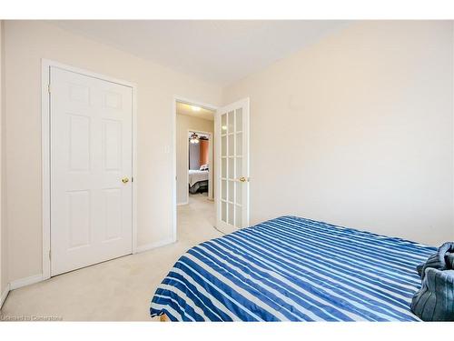 47 Glenashton Drive, Oakville, ON - Indoor Photo Showing Bedroom