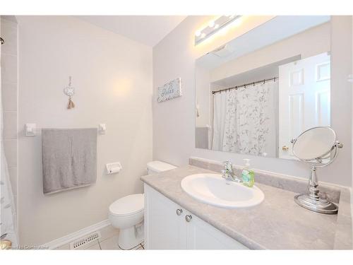 47 Glenashton Drive, Oakville, ON - Indoor Photo Showing Bathroom