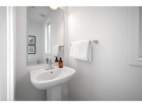 91 Melmar Street, Brampton, ON - Indoor Photo Showing Bathroom