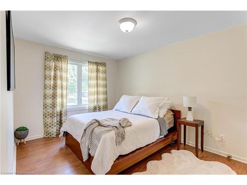 108 Corby Crescent, Brampton, ON - Indoor Photo Showing Bedroom