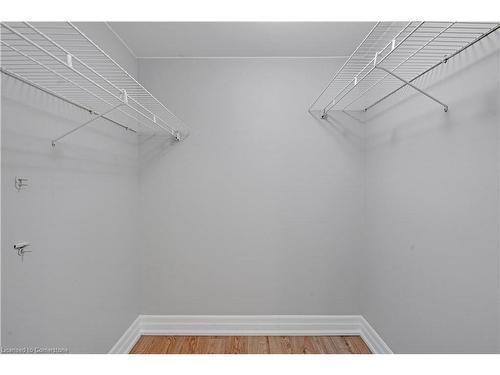 208-330 Rathburn Road W, Mississauga, ON - Indoor With Storage