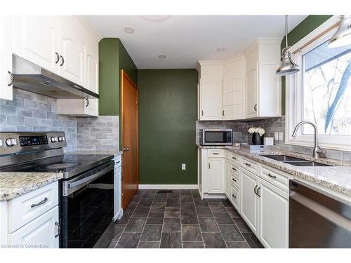 1163 Algonquin Boulevard, Peterborough, ON - Indoor Photo Showing Kitchen With Double Sink