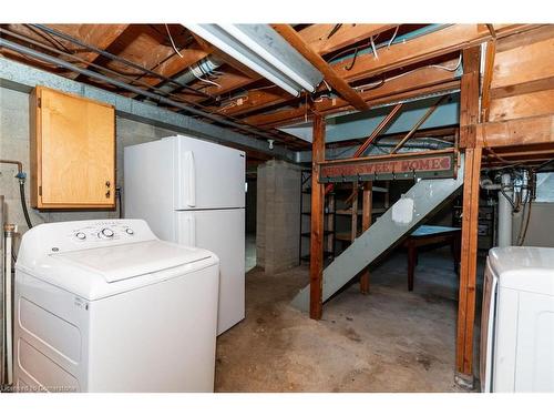 1163 Algonquin Boulevard, Peterborough, ON - Indoor Photo Showing Laundry Room