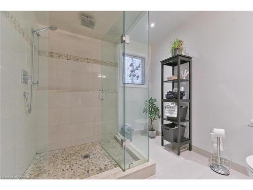 47 Manorwood Court, Caledon, ON - Indoor Photo Showing Bathroom