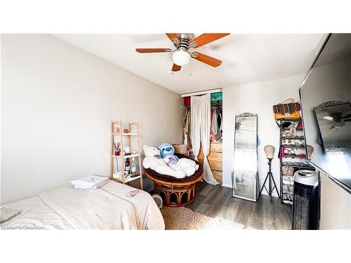 124 Romy Crescent, Thorold, ON - Indoor Photo Showing Bedroom