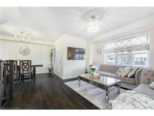 106 Lemieux Court Court, Milton, ON - Indoor Photo Showing Living Room