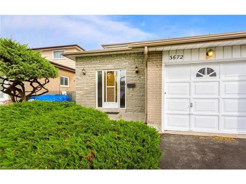 3672 Ellengale Drive, Peel, ON - Outdoor