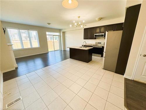 72 Maclachlan Avenue, Haldimand, ON - Indoor Photo Showing Kitchen