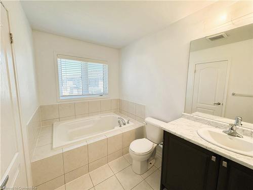 72 Maclachlan Avenue, Haldimand, ON - Indoor Photo Showing Bathroom