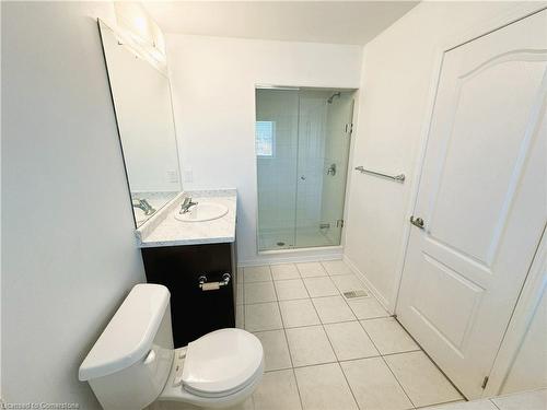 72 Maclachlan Avenue, Haldimand, ON - Indoor Photo Showing Bathroom