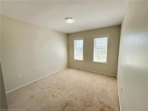 72 Maclachlan Avenue, Haldimand, ON - Indoor Photo Showing Other Room