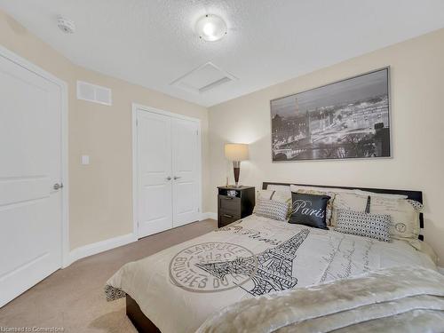 150 Law Drive, Guelph, ON - Indoor Photo Showing Bedroom