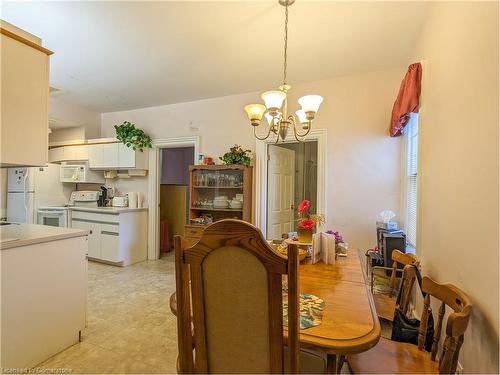 Main-529 Christina Street N, Sarnia, ON - Indoor Photo Showing Dining Room