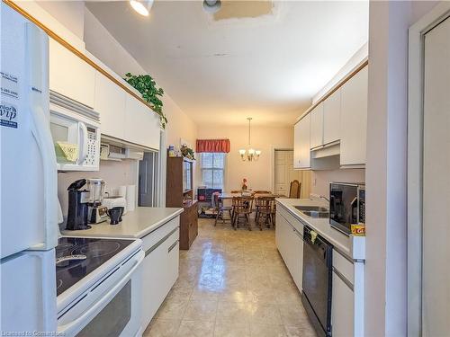 Main-529 Christina Street N, Sarnia, ON - Indoor Photo Showing Kitchen With Double Sink