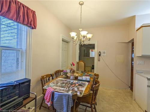 Main-529 Christina Street N, Sarnia, ON - Indoor Photo Showing Dining Room