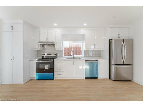 31 Garside Avenue S, Hamilton, ON - Indoor Photo Showing Kitchen With Stainless Steel Kitchen With Upgraded Kitchen