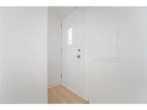 31 Garside Avenue S, Hamilton, ON - Indoor Photo Showing Other Room