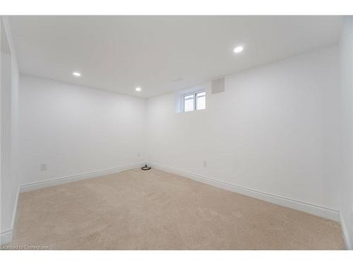 31 Garside Avenue S, Hamilton, ON - Indoor Photo Showing Other Room