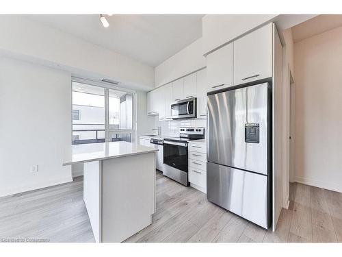 408-385 Winston Road, Grimsby, ON - Indoor Photo Showing Kitchen