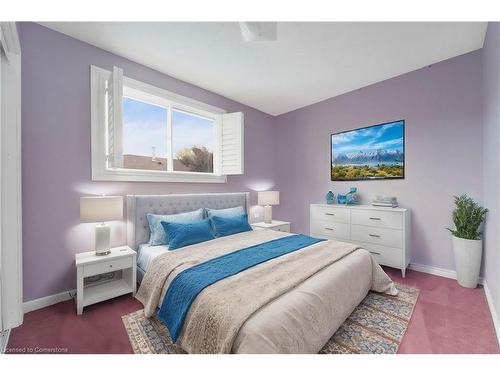 1 Halam Avenue, Hamilton, ON - Indoor Photo Showing Bedroom