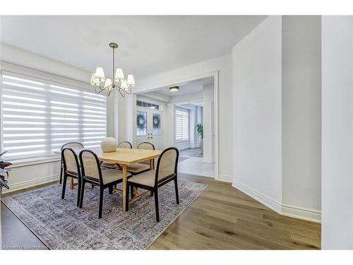 189 Granite Ridge Trail, Waterdown, ON - Indoor Photo Showing Dining Room