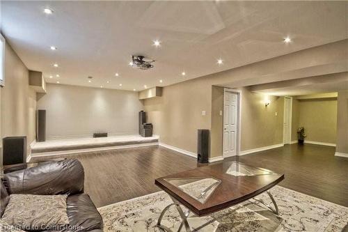 906 Farmstead Drive, Milton, ON - Indoor