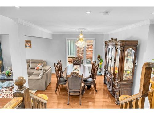 6294 St Michael Avenue, Niagara Falls, ON - Indoor Photo Showing Dining Room