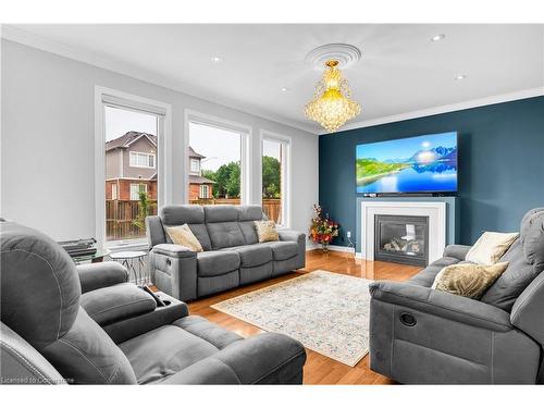 6294 St Michael Avenue, Niagara Falls, ON - Indoor Photo Showing Living Room With Fireplace