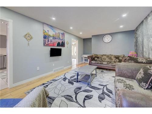 145 Cowan Boulevard, Cambridge, ON - Indoor Photo Showing Other Room