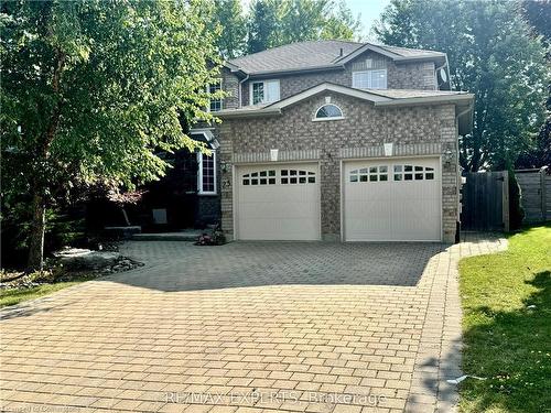 23 Kingsridge Road, Barrie, ON - Outdoor