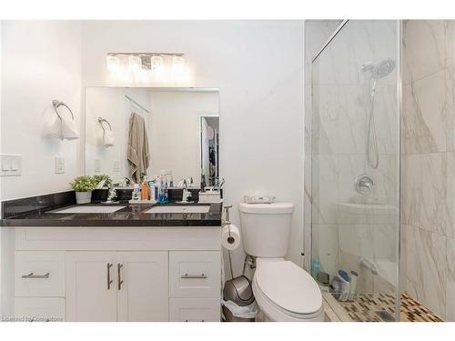 2-55 Barondale Drive, Mississauga, ON - Indoor Photo Showing Bathroom