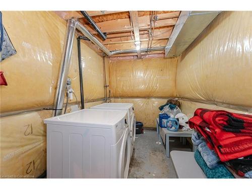 2-55 Barondale Drive, Mississauga, ON - Indoor Photo Showing Laundry Room