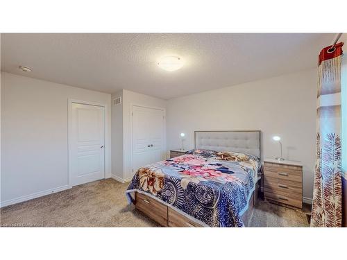 39 Hollingshead Road Road, Ingersoll, ON - Indoor Photo Showing Bedroom