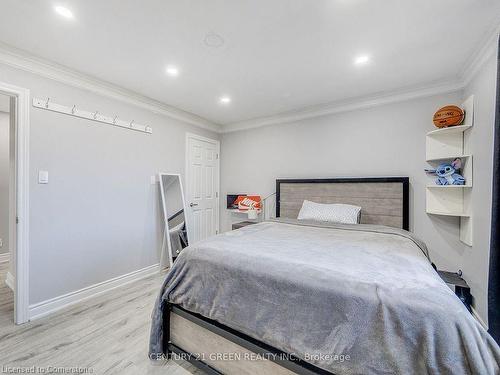 5459 Campbellville Road, Milton, ON - Indoor Photo Showing Bedroom