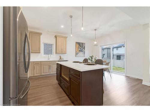 3600 Earlston Cross, London, ON - Indoor Photo Showing Kitchen With Upgraded Kitchen