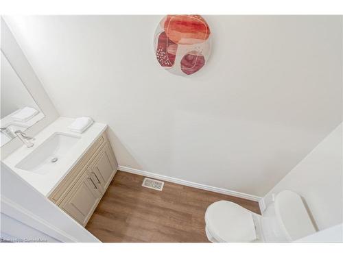 3600 Earlston Cross, London, ON - Indoor Photo Showing Bathroom