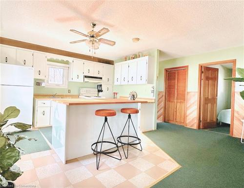 3493 Southwood Beach Boulevard, Ramara, ON - Indoor Photo Showing Kitchen