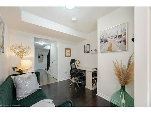 106 Lemieux Court, Milton, ON - Indoor Photo Showing Living Room