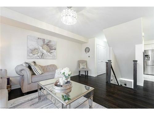 106 Lemieux Court, Milton, ON - Indoor Photo Showing Living Room