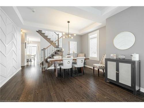 2 Hackett Street, East Gwillimbury, ON - Indoor Photo Showing Dining Room