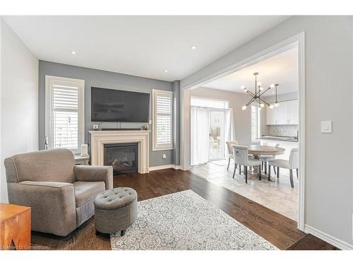 2 Hackett Street, East Gwillimbury, ON - Indoor Photo Showing Living Room With Fireplace