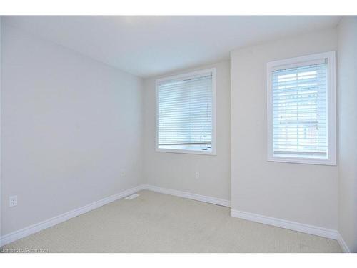 10-7 Lakelawn Road, Grimsby, ON - Indoor Photo Showing Other Room