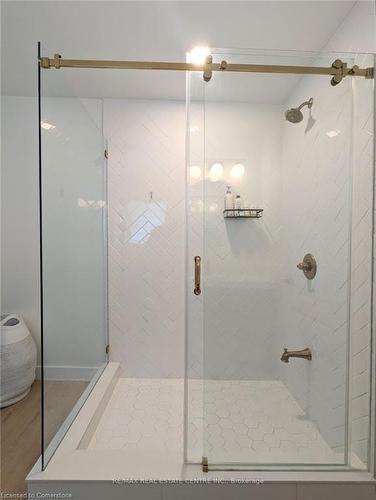 5976 Winston Chruchill Boulevard, Mississauga, ON - Indoor Photo Showing Bathroom